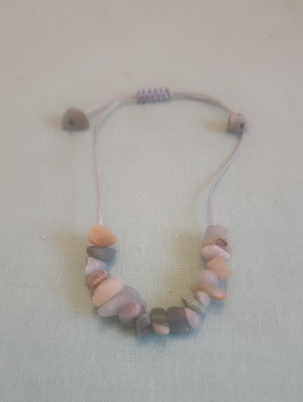 Womens Free Form Tumbled Crystal Beaded Adjustable Bracelet - Coastal Colors